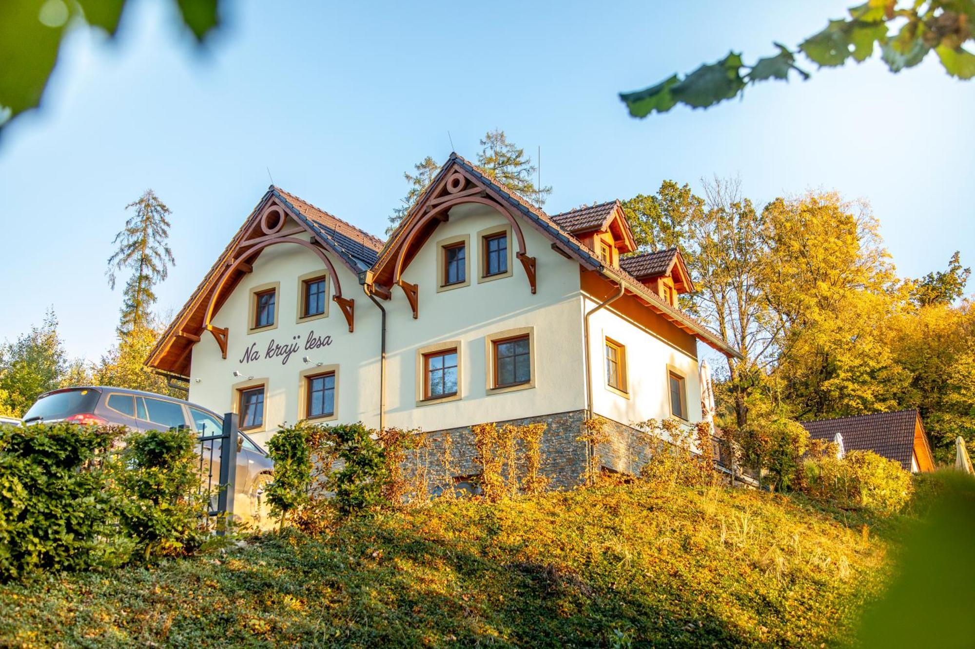 Penzion Na Kraji Lesa Valasske Mezirici Exterior photo