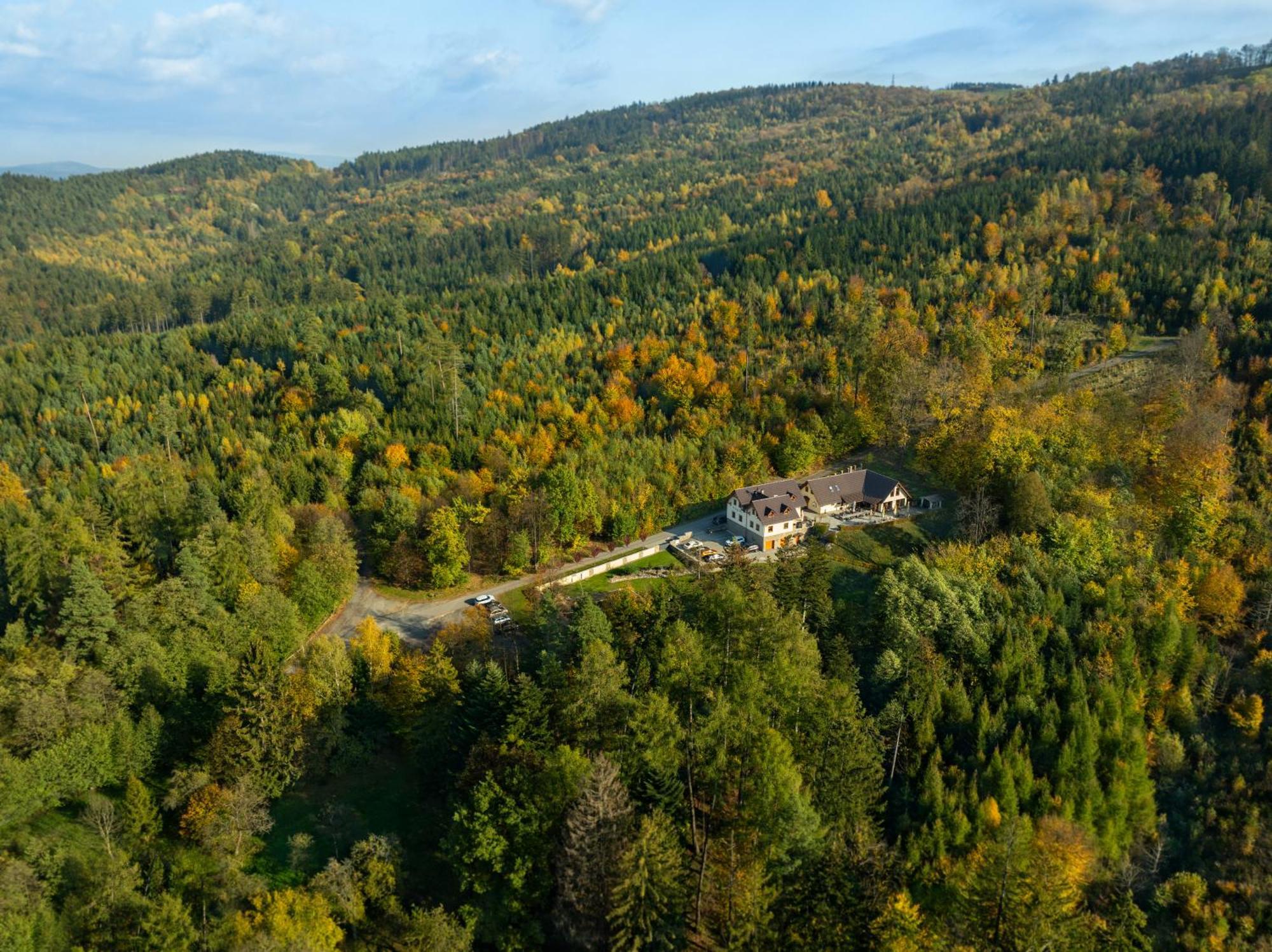 Penzion Na Kraji Lesa Valasske Mezirici Exterior photo
